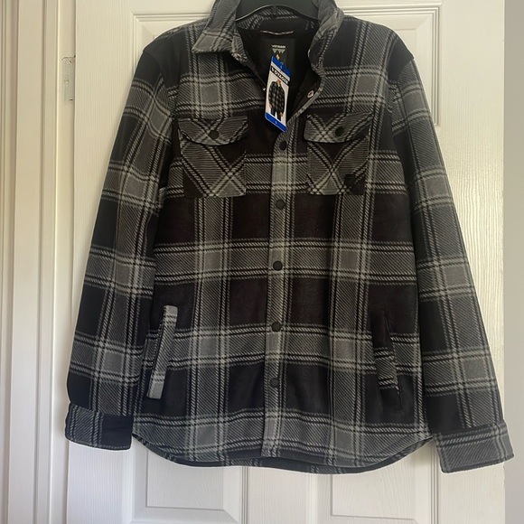 Voyager flannel button down - Picture 1 of 6